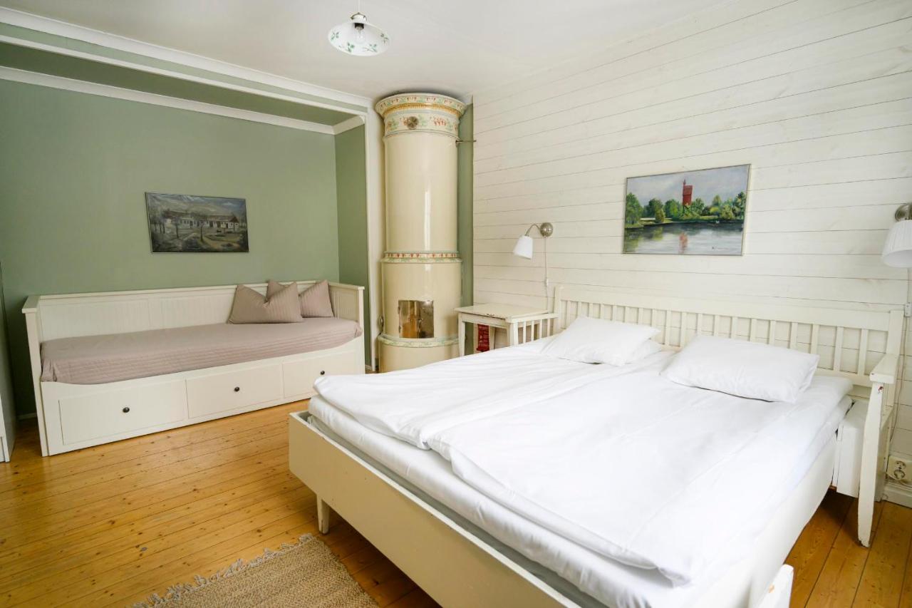 Oelme Praestgard Gaestgiveri Kristinehamn Exterior foto